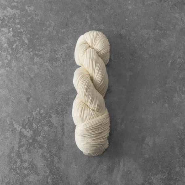 Marshmallow DK Select - Merino wool- Knomad yarn store