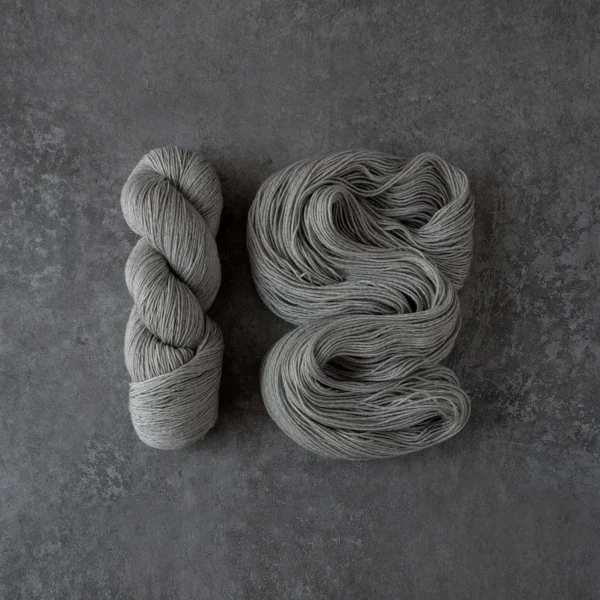 yasmin grey yarn