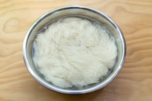 soak yarn