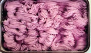 dye the skein